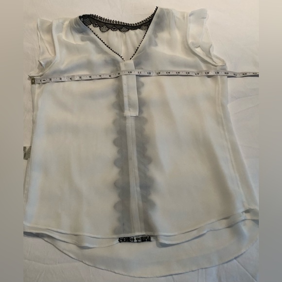 WHBM White Blouse with Black Lace Trim Size 4 - Picture 8 of 8